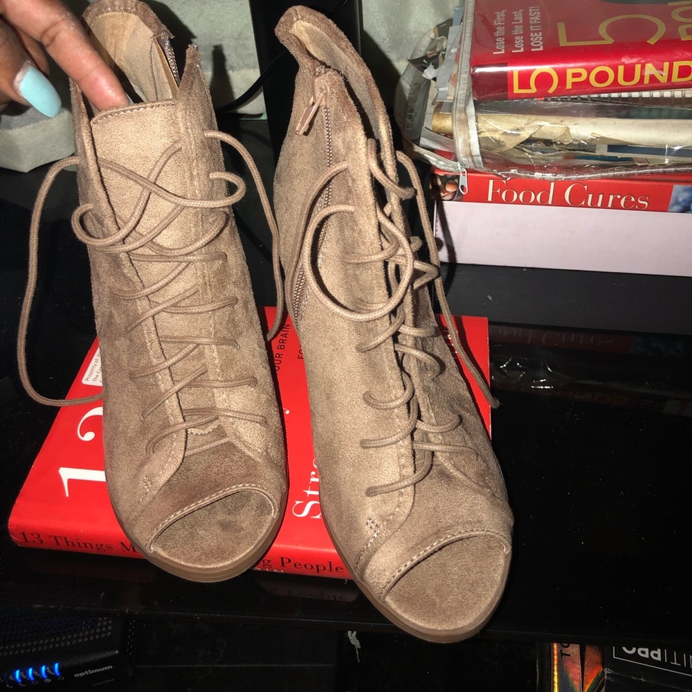 Tan platform boots